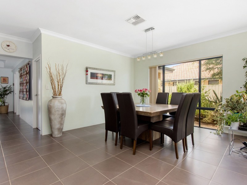 13 Stradbroke Road, Secret Harbour WA 6173