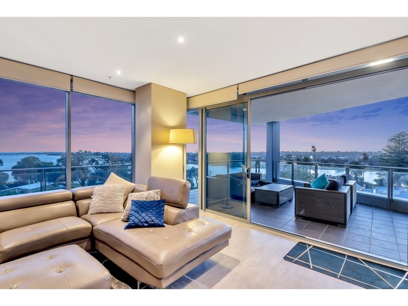 18/1 Barracks Lane, Mandurah WA 6210