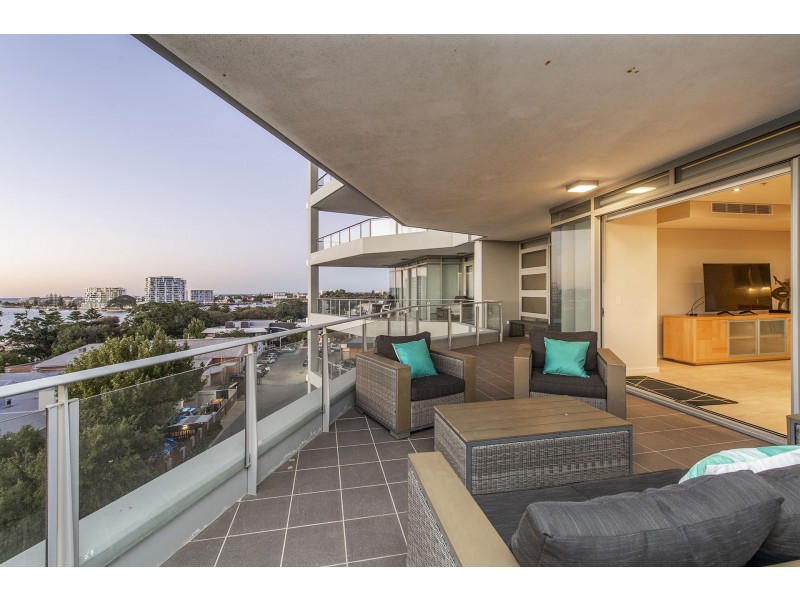 18/1 Barracks Lane, Mandurah WA 6210