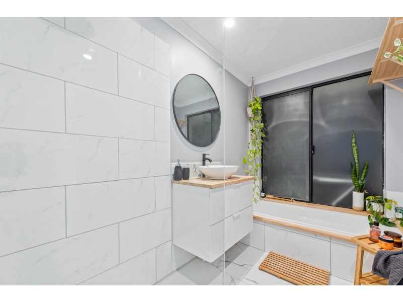 107 Boomerang Loop, Banksia Grove WA 6031