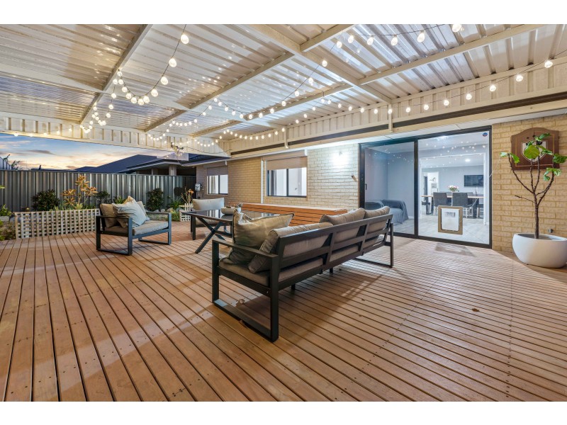 107 Boomerang Loop, Banksia Grove WA 6031