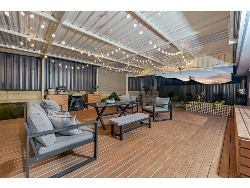 107 Boomerang Loop, Banksia Grove WA 6031