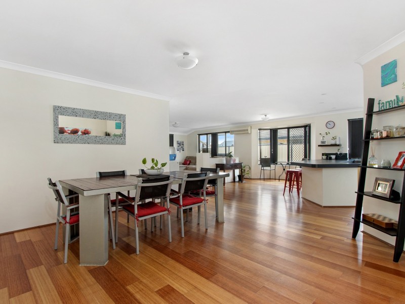 7 Araluen Crescent, Bertram WA 6167