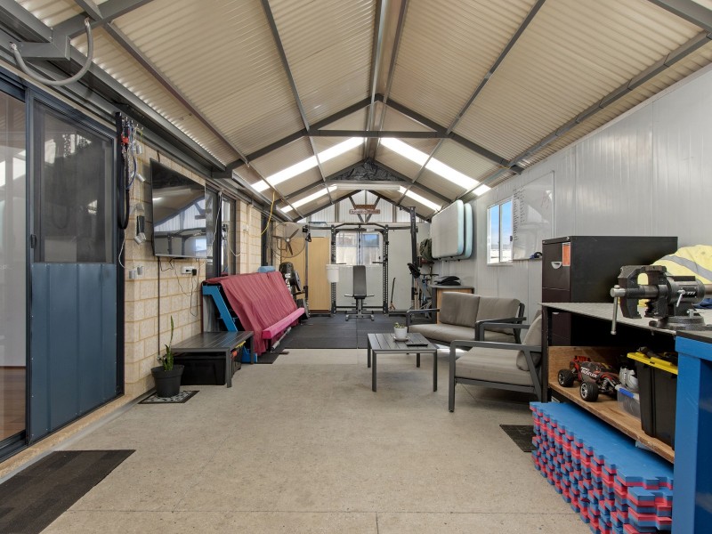 7 Araluen Crescent, Bertram WA 6167