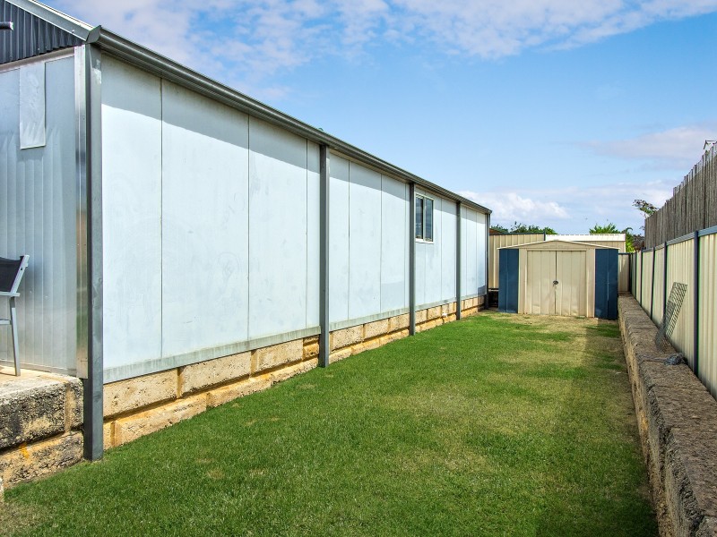 7 Araluen Crescent, Bertram WA 6167