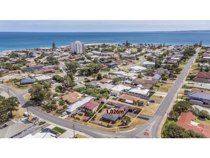 92 Leighton Road, Halls Head WA 6210