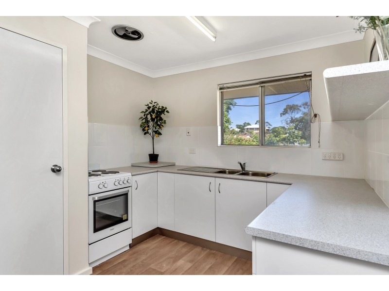 92 Leighton Road, Halls Head WA 6210