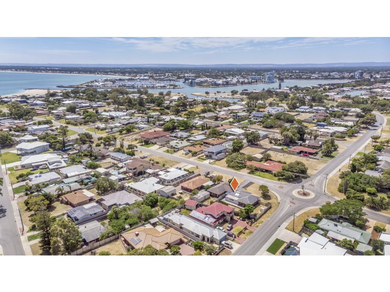 92 Leighton Road, Halls Head WA 6210