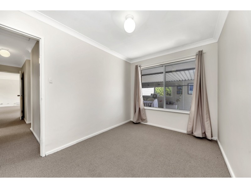 92 Leighton Road, Halls Head WA 6210