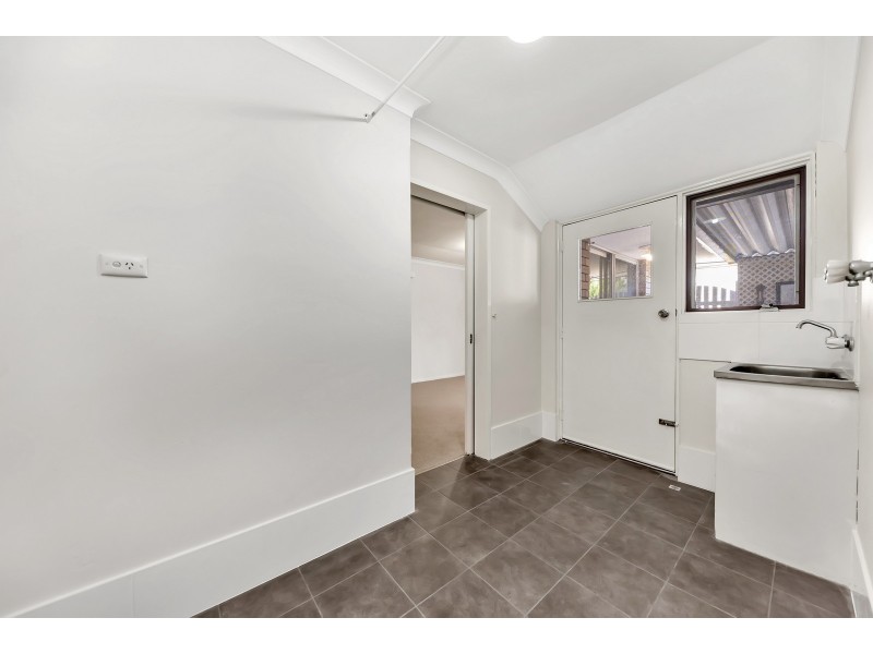 92 Leighton Road, Halls Head WA 6210