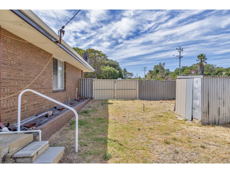 92 Leighton Road, Halls Head WA 6210