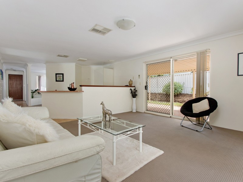 144 Dalrymple Drive, Leda WA 6170