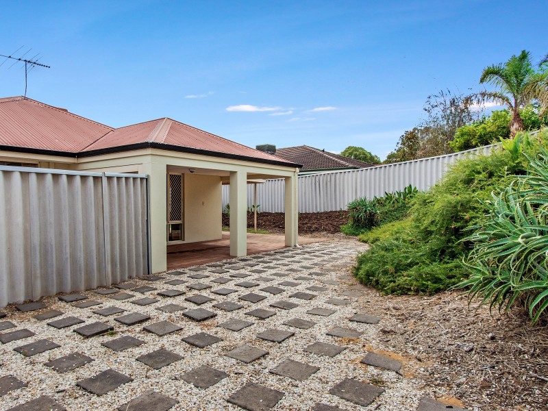 144 Dalrymple Drive, Leda WA 6170