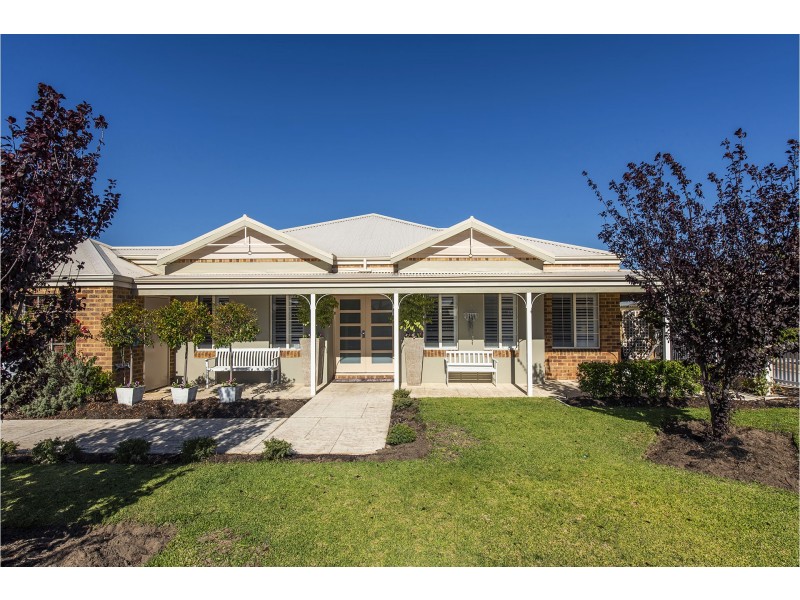 16 Arrowsmith Avenue, Ellenbrook WA 6069