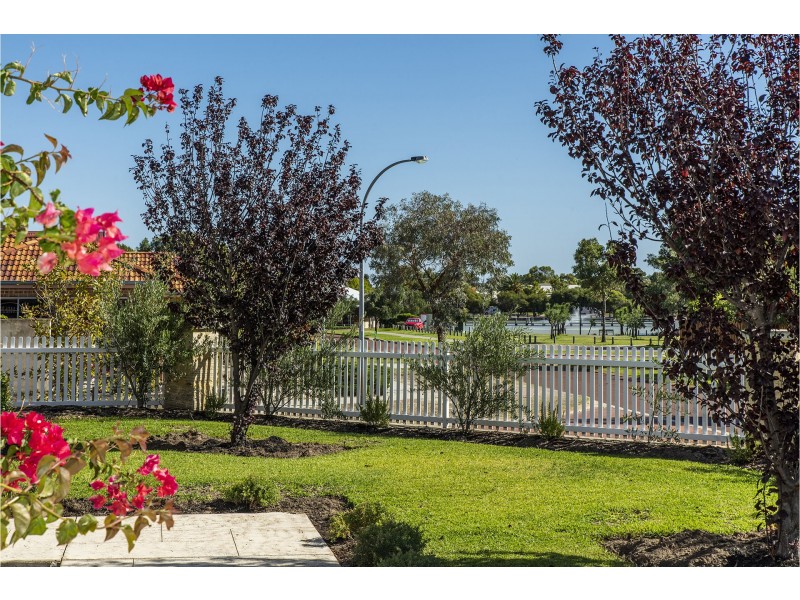 16 Arrowsmith Avenue, Ellenbrook WA 6069