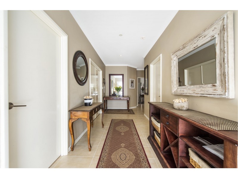 16 Arrowsmith Avenue, Ellenbrook WA 6069