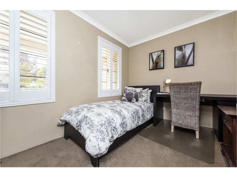 16 Arrowsmith Avenue, Ellenbrook WA 6069