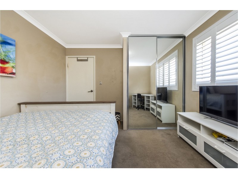 16 Arrowsmith Avenue, Ellenbrook WA 6069