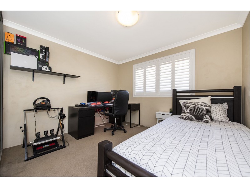 16 Arrowsmith Avenue, Ellenbrook WA 6069