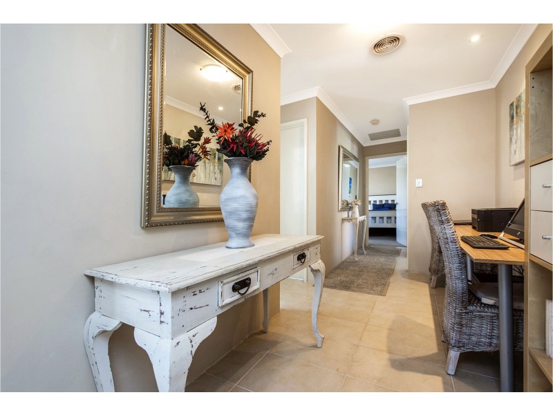 16 Arrowsmith Avenue, Ellenbrook WA 6069