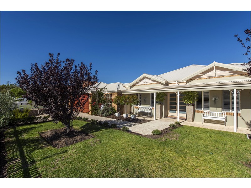 16 Arrowsmith Avenue, Ellenbrook WA 6069