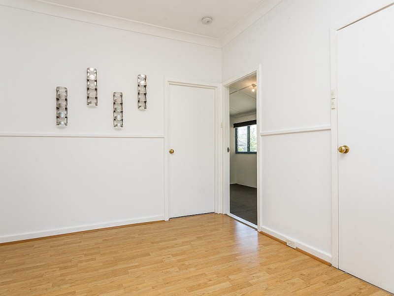 50 Crabtree Way, Medina WA 6167