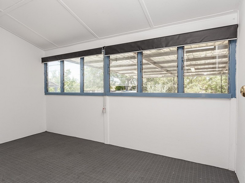 50 Crabtree Way, Medina WA 6167