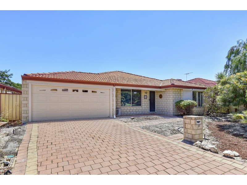 17 Innesvale Way, Carramar WA 6031