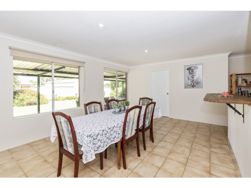 8 Salisbury Road, Beechboro WA 6063