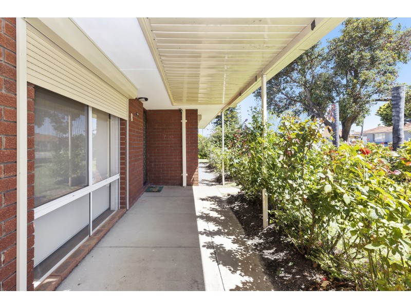 8 Salisbury Road, Beechboro WA 6063