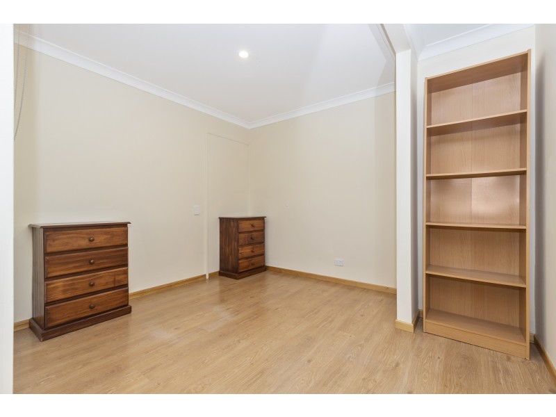 8 Salisbury Road, Beechboro WA 6063