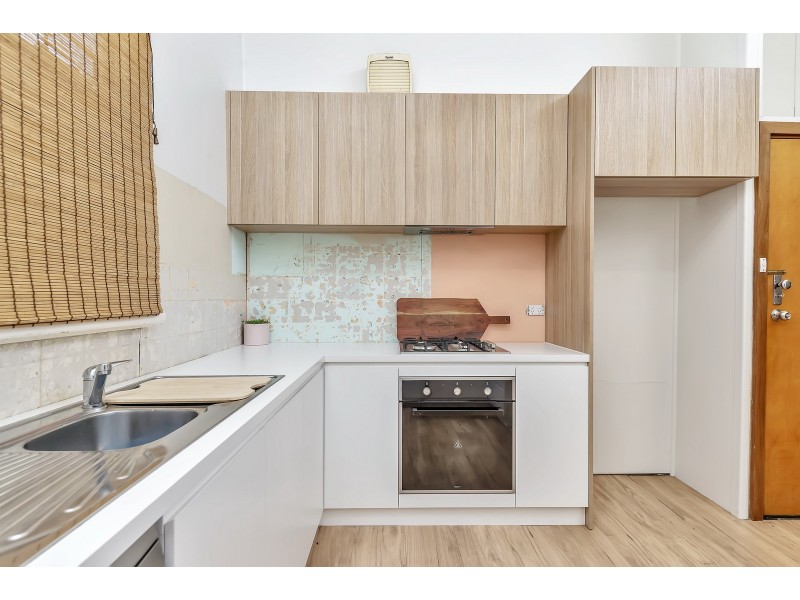 12 Murray Crescent, Halls Head WA 6210