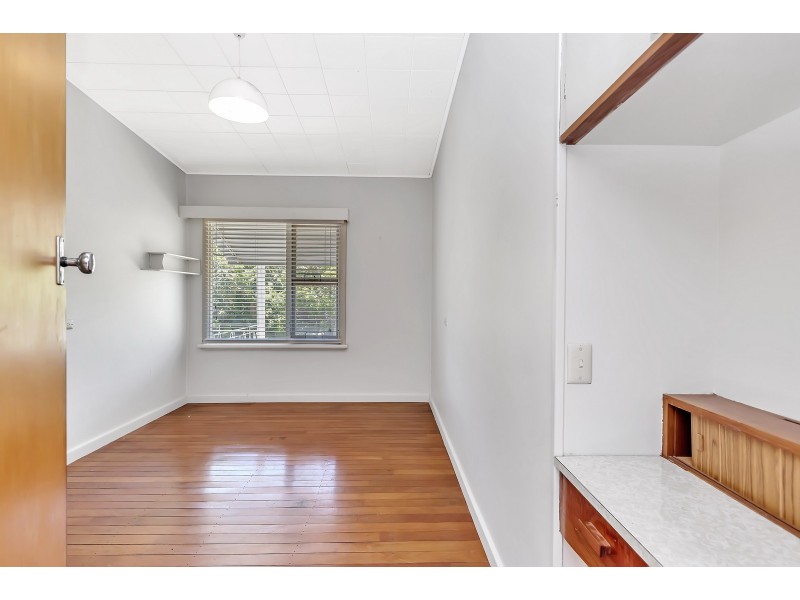 12 Murray Crescent, Halls Head WA 6210