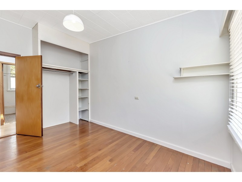 12 Murray Crescent, Halls Head WA 6210