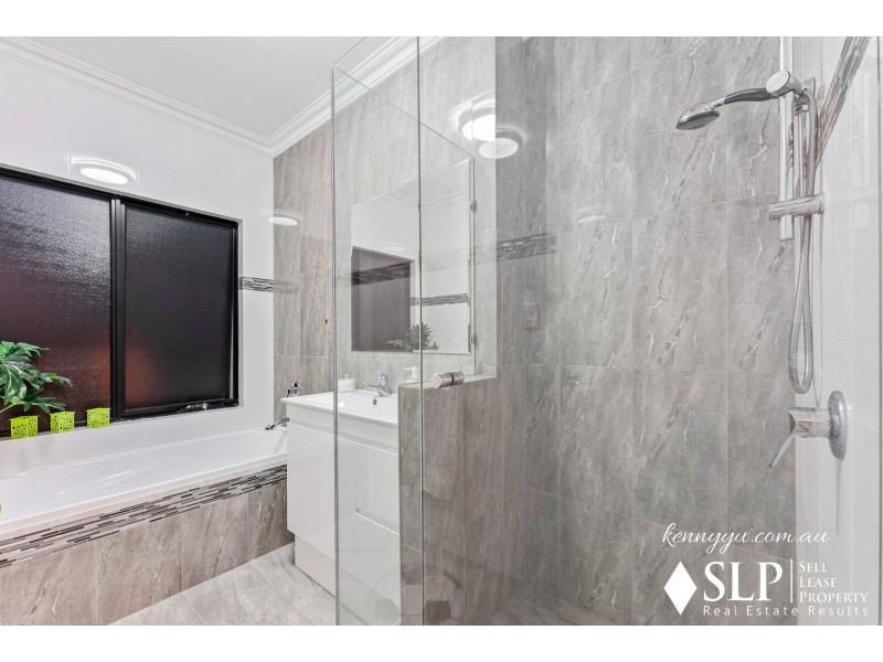 3 Trent Bridge Avenue, Madeley WA 6065