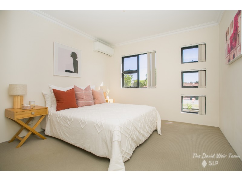 2B Montrose Way, Nollamara WA 6061