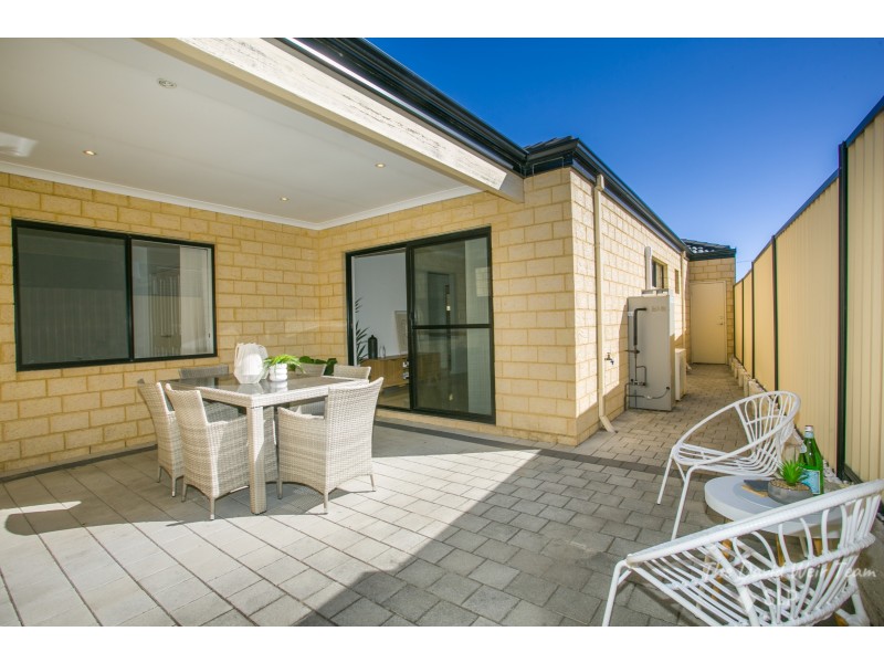 2B Montrose Way, Nollamara WA 6061