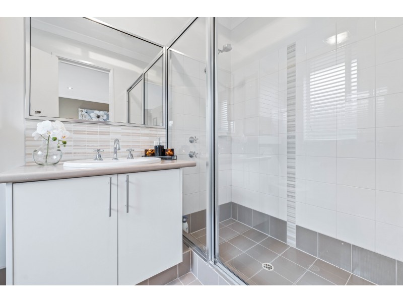 18 Paludosa Link, Banksia Grove WA 6031