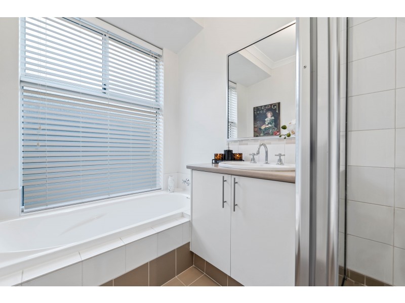 18 Paludosa Link, Banksia Grove WA 6031