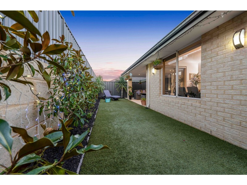 18 Paludosa Link, Banksia Grove WA 6031