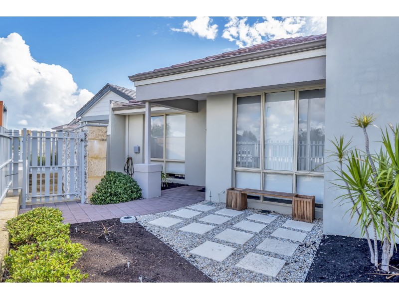 72 Kingscliff Drive, Golden Bay WA 6174