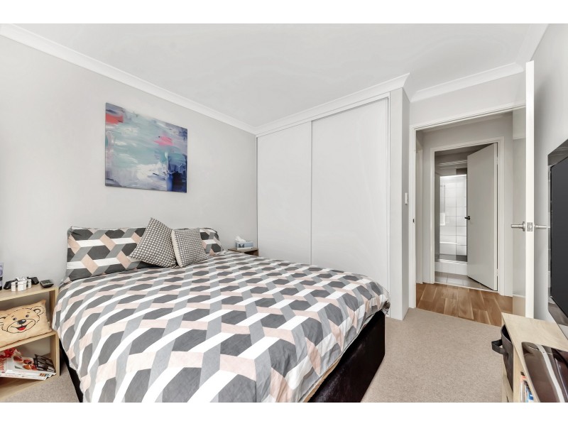 72 Kingscliff Drive, Golden Bay WA 6174