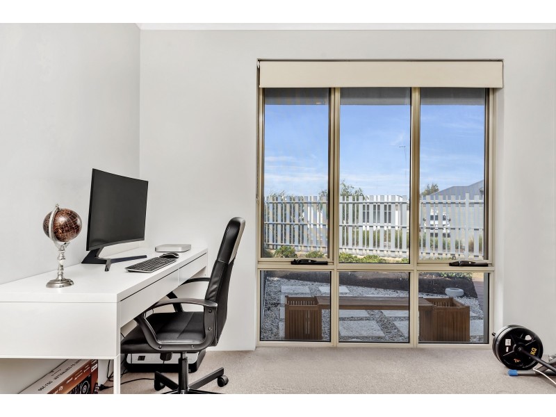 72 Kingscliff Drive, Golden Bay WA 6174