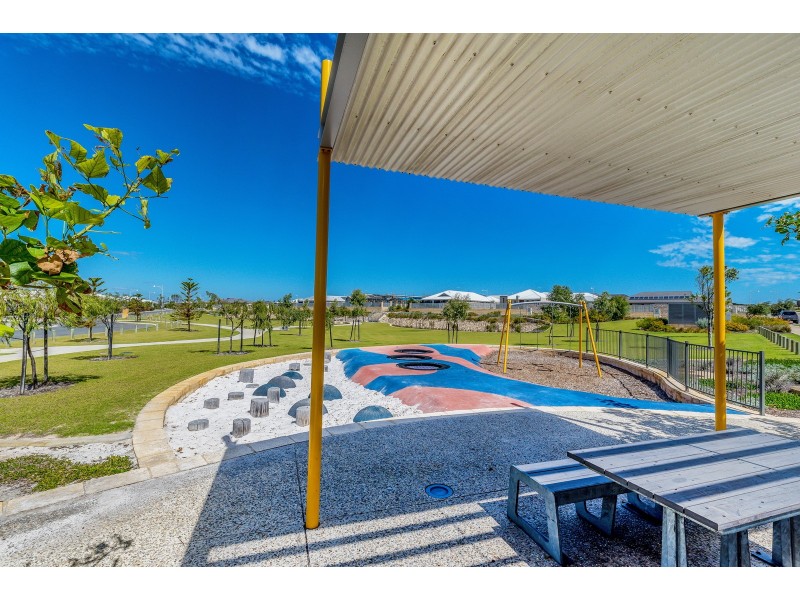 72 Kingscliff Drive, Golden Bay WA 6174