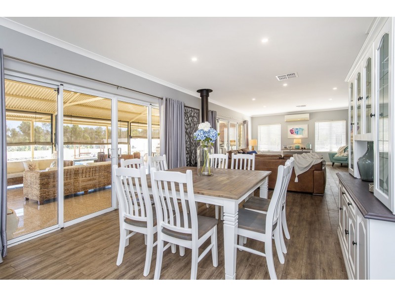 77 Dirk Hartog Drive, Nambeelup WA 6207