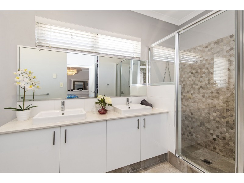 77 Dirk Hartog Drive, Nambeelup WA 6207