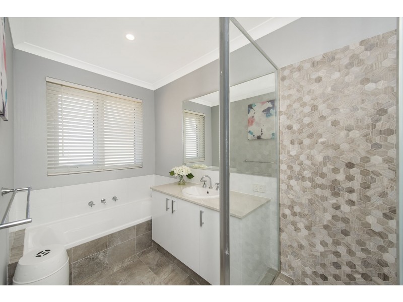 77 Dirk Hartog Drive, Nambeelup WA 6207