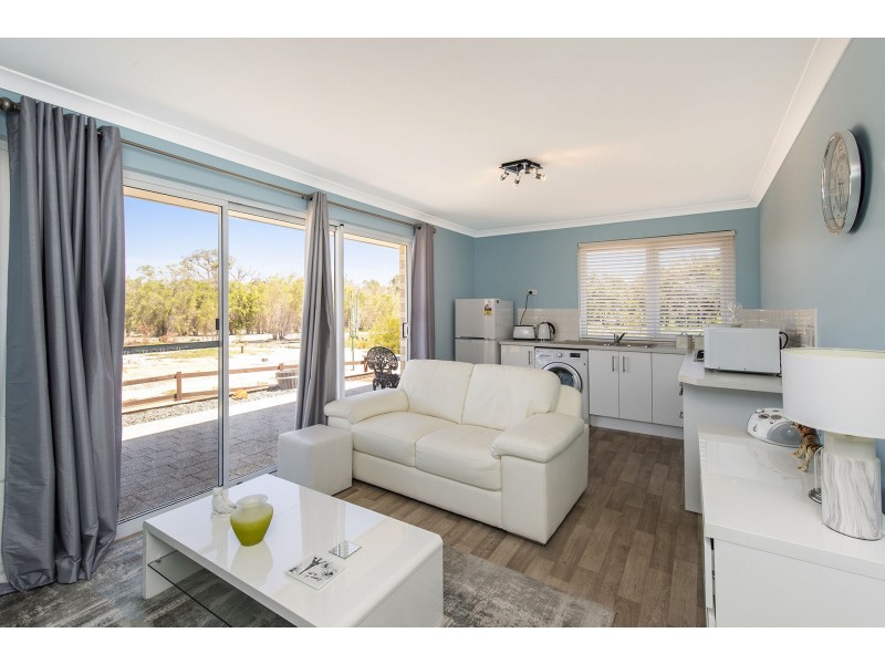 77 Dirk Hartog Drive, Nambeelup WA 6207