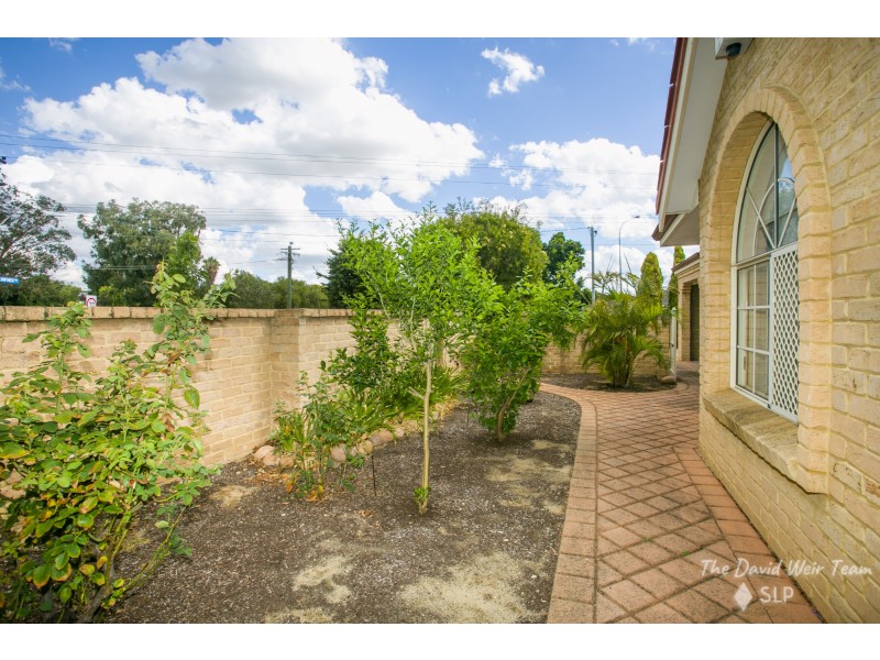 1/3 Lowther Terrace, Nollamara WA 6061