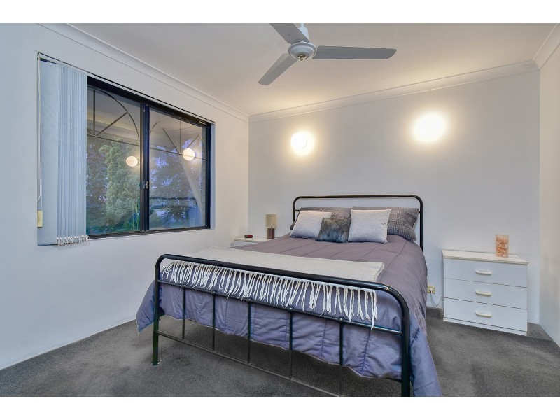 22 Mallina Circuit, Carramar WA 6031